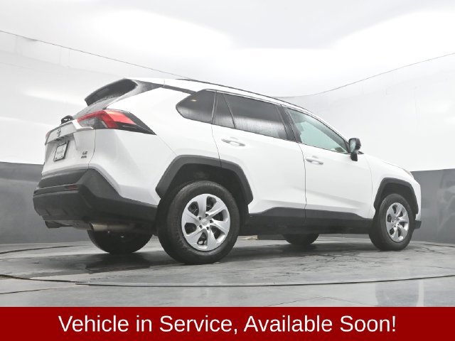 Used 2021 Toyota RAV4 LE AWD/4WD image 37