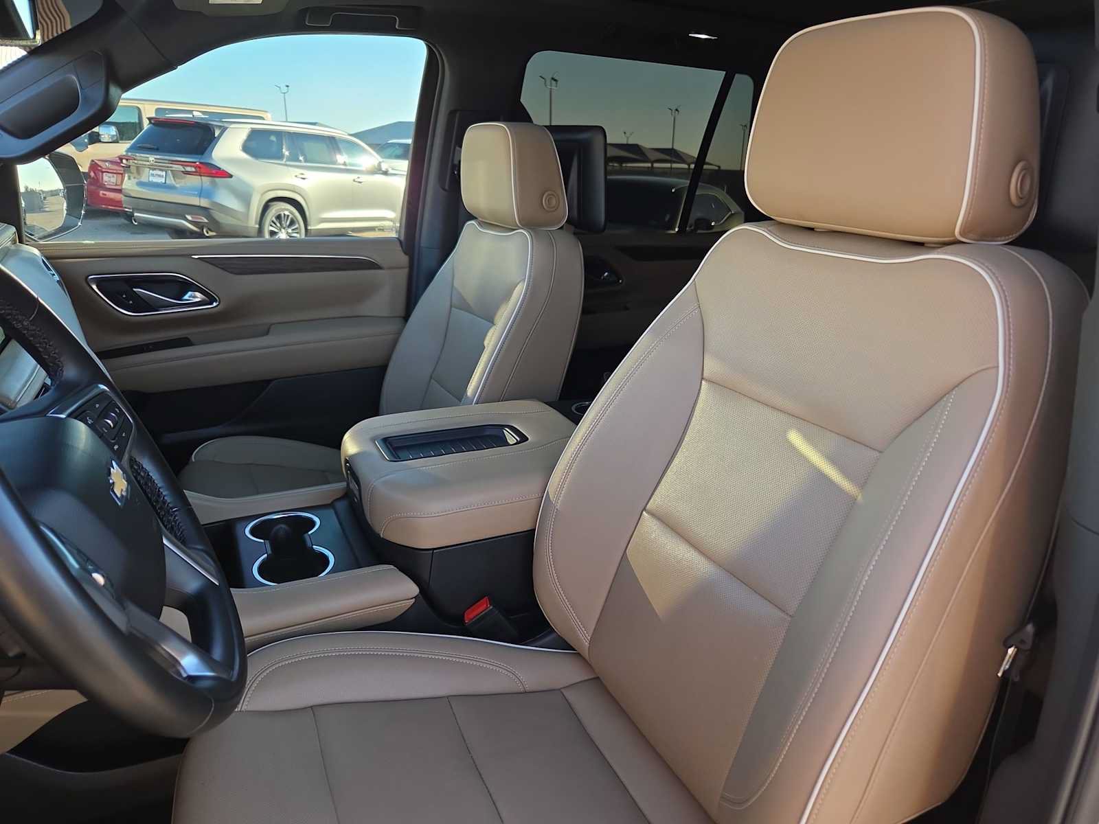 Used 2023 Chevrolet Tahoe Premier w/ Max Trailering Package AWD/4WD image 15
