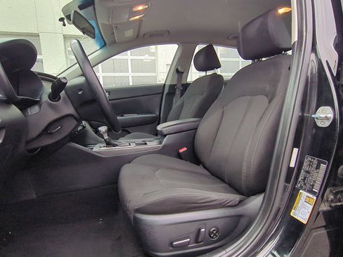 Used 2017 Kia Optima Premium w/ Hybrid Convenience Package image 27