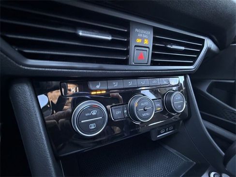 Used 2021 Volkswagen Jetta GLI image 18