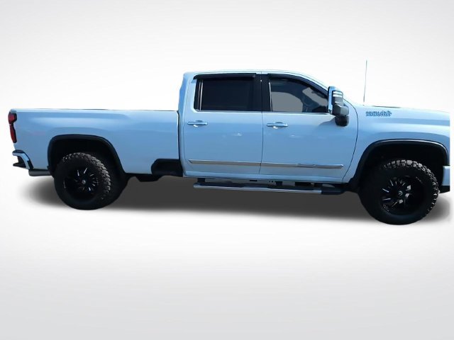 Used 2026 Chevrolet Silverado 3500 High Country w/ Technology Package AWD/4WD image 1