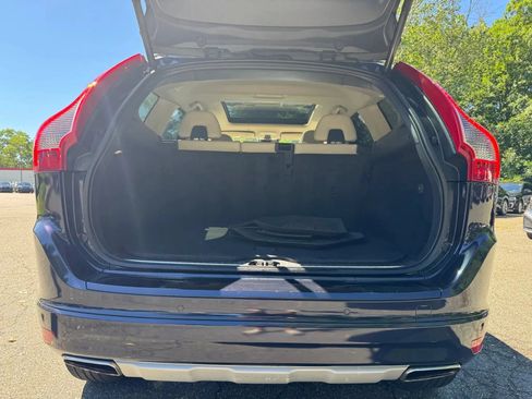 Used 2017 Volvo XC60 T5 Inscription w/ Preferred Option Package AWD/4WD image 26