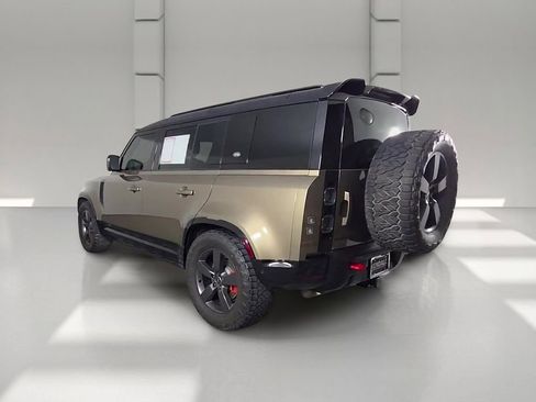 Used 2023 Land Rover Defender 110 X AWD/4WD image 44