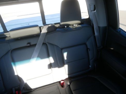 Used 2019 GMC Sierra 1500 SLT w/ SLT Premium Plus Package image 14