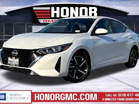 Used 2024 Nissan Sentra SV FWD image 3