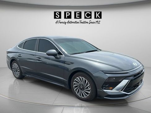 Used 2026 Hyundai Sonata Limited FWD image 7