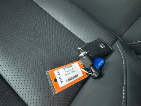 Used 2025 Lexus TX 350 AWD w/ Technology Package image 34