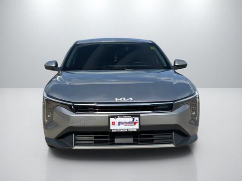 Used 2025 Kia K4 EX FWD image 2