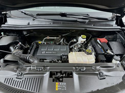 Used 2019 Buick Encore Sport Touring AWD/4WD image 29