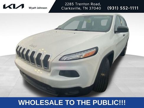Used 2016 Jeep Cherokee Sport FWD image 1