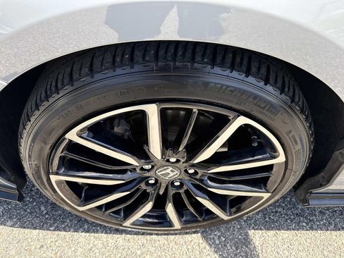 Used 2024 Honda Accord Touring image 12
