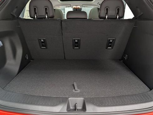 New 2027 Chevrolet Bolt RS w/ Technology Package FWD image 17
