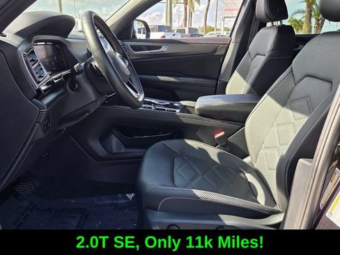 Used 2024 Volkswagen Atlas Cross Sport SE FWD image 10