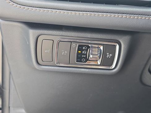 New 2025 Lincoln Aviator 2WD w/ Equipment Group 101A image 27