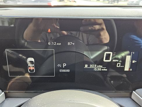 Used 2025 Nissan Kicks S image 14