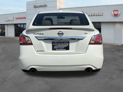 Used 2015 Nissan Altima 2.5 SL w/ Technology Package FWD image 6