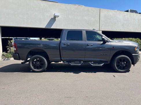 Used 2022 RAM 2500 Big Horn w/ Night Edition AWD/4WD image 3