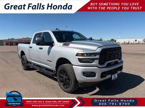 Used 2026 RAM 2500 Big Horn AWD/4WD image 1