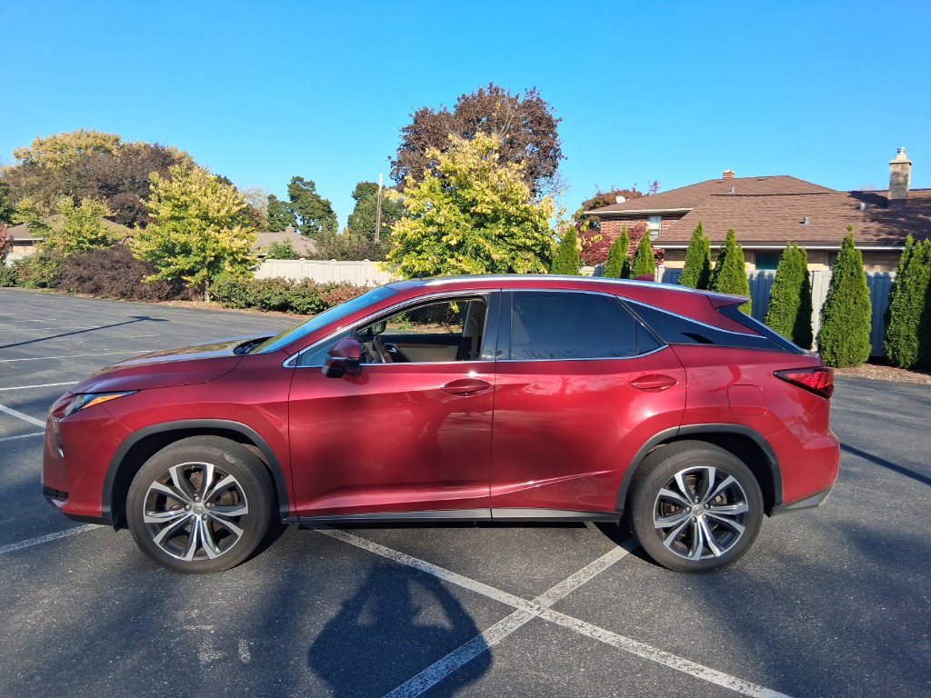 Used 2017 Lexus RX 350 AWD w/ Premium Package image 2