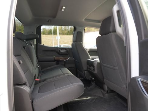 Used 2022 Chevrolet Silverado 1500 LT Trail Boss w/ Bed Protection Package AWD/4WD image 29