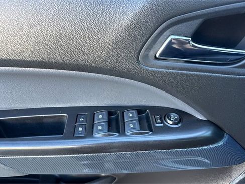 Used 2021 Chevrolet Colorado Z71 w/ Safety Package image 11