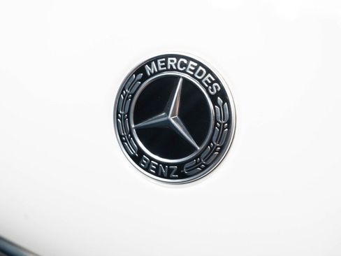 New 2027 Mercedes-Benz GLC 300 image 36