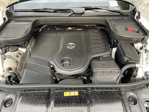 Certified 2024 Mercedes-Benz GLS 450 4MATIC image 57