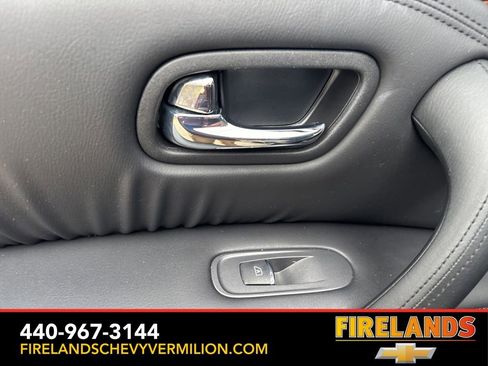 Used 2024 Nissan Armada SL AWD/4WD image 47