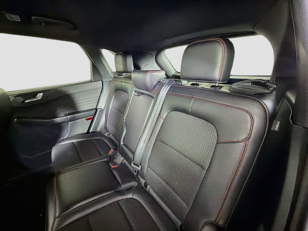 Used 2025 Ford Escape ST-Line FWD image 21