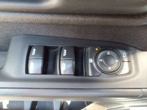 Used 2024 GMC Sierra 2500 Pro AWD/4WD image 15