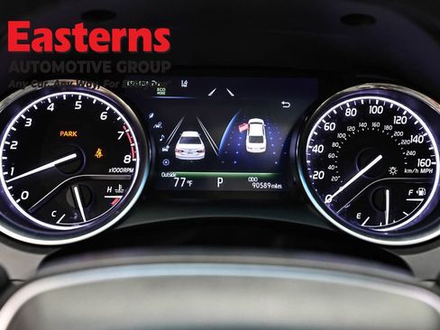 Used 2018 Toyota Camry XLE w/ Driver Assist Package image 18