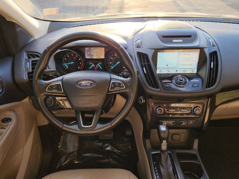 Used 2017 Ford Escape Titanium image 23