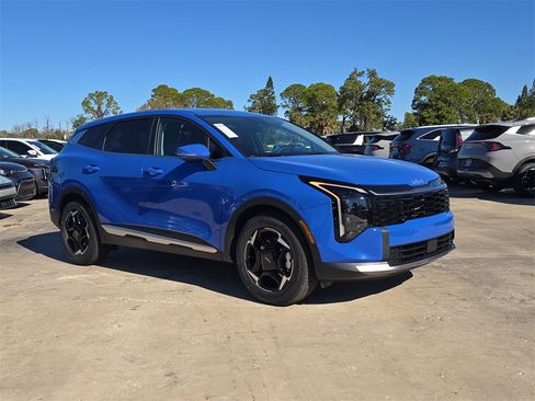 New 2026 Kia Sportage EX image 2