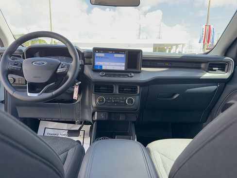 Certified 2024 Ford Maverick XLT w/ XLT Luxury Package FWD image 30