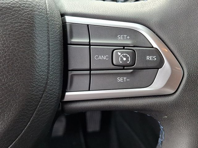 Used 2022 Jeep Compass Latitude AWD/4WD image 18