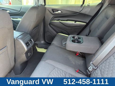 Used 2020 Chevrolet Equinox LT FWD image 27