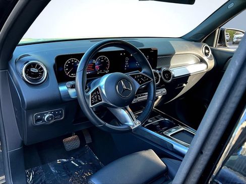 Used 2025 Mercedes-Benz GLB 250 image 20