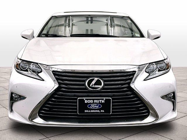 Used 2016 Lexus ES 350 w/ Premium Package w/Wood Trim FWD image 3