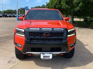 Used 2025 Nissan Frontier PRO-4X w/ Pro Convenience Package AWD/4WD video 2
