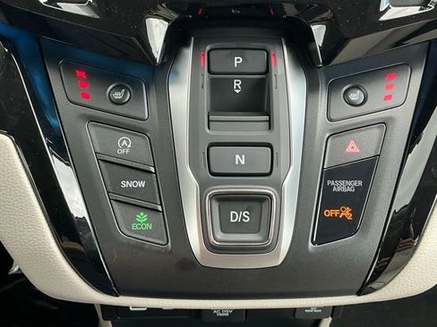 New 2026 Honda Odyssey Touring image 16