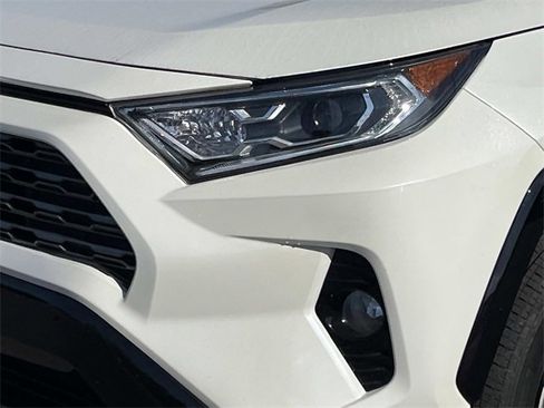 Used 2021 Toyota RAV4 XSE image 9