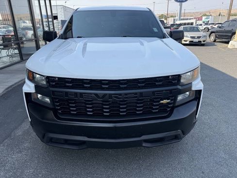 Used 2020 Chevrolet Silverado 1500 W/T w/ WT Convenience Package RWD image 3