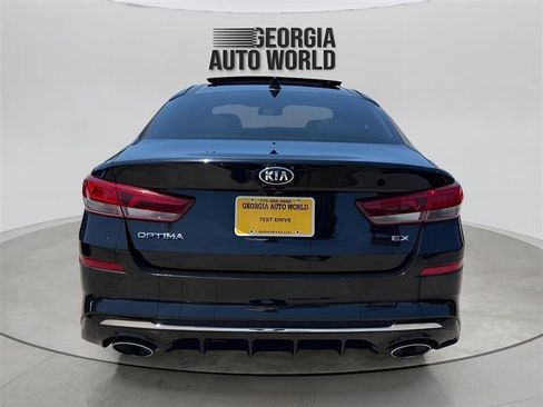 Used 2019 Kia Optima EX w/ EX Premium Package FWD image 12