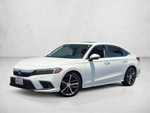 Used 2024 Honda Civic Touring image 1
