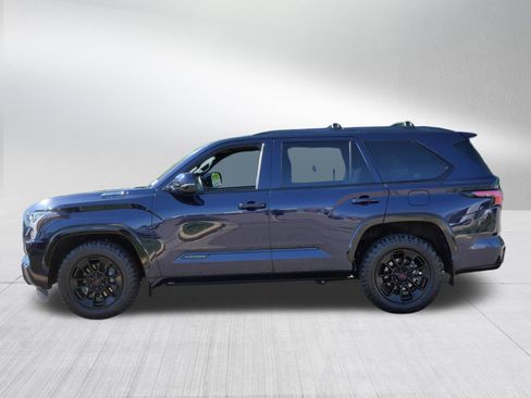 Certified 2024 Toyota Sequoia Platinum AWD/4WD image 4