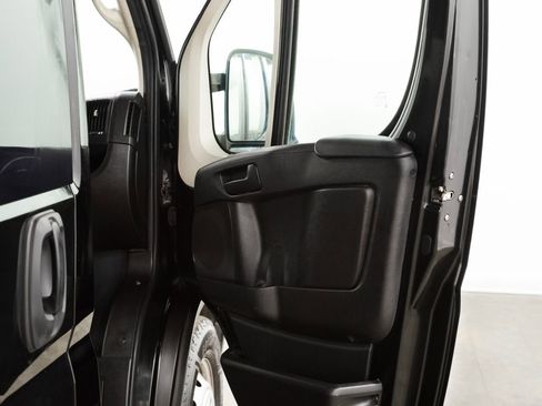 Used 2019 RAM ProMaster 2500 image 16