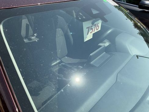Used 2025 Nissan Sentra SV FWD image 23