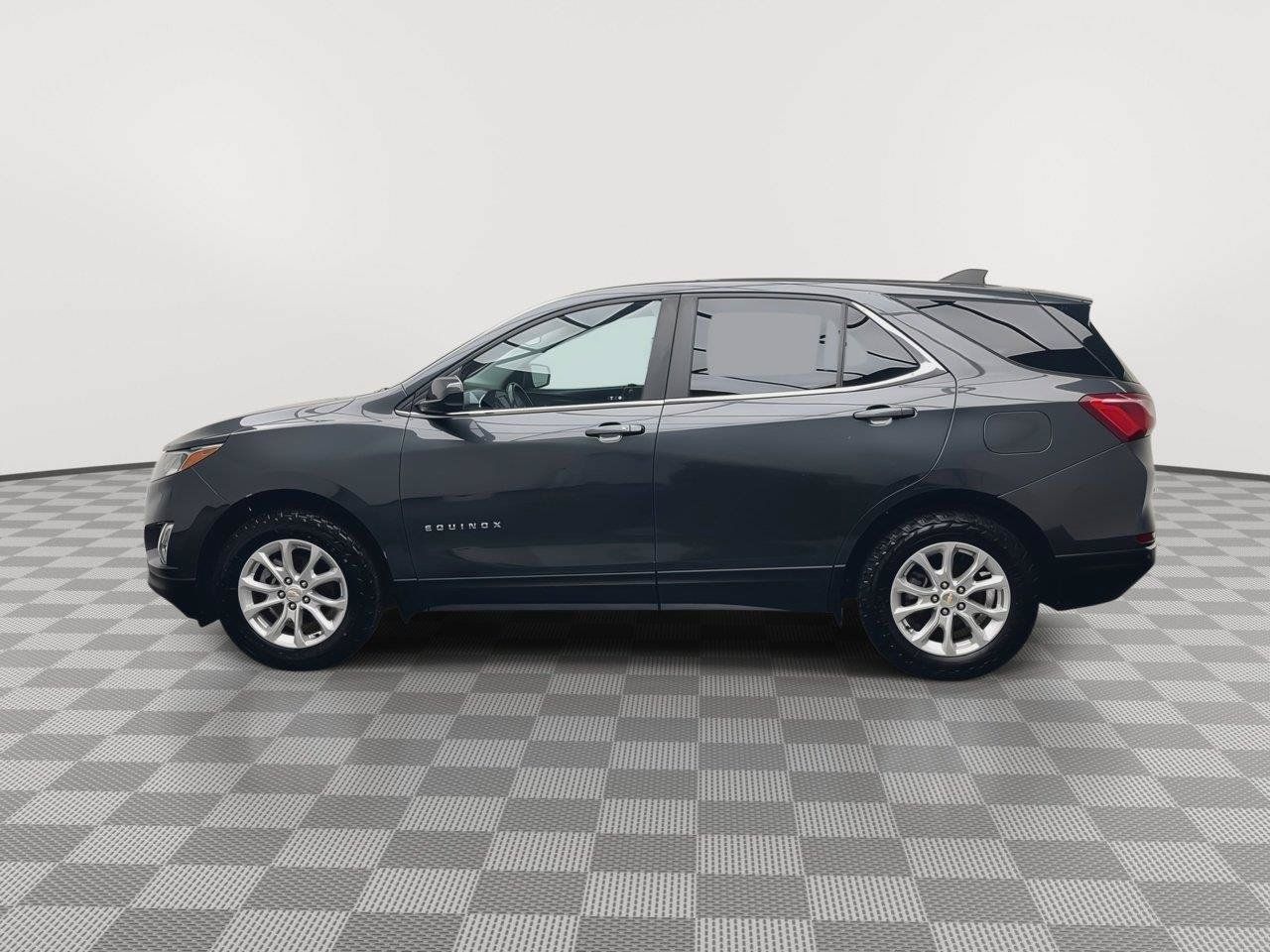 Used 2021 Chevrolet Equinox LT AWD/4WD image 34