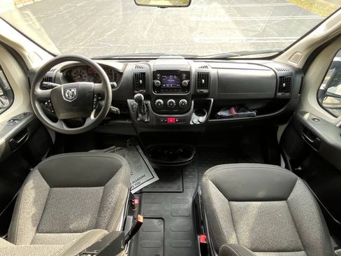 Used 2021 RAM ProMaster 2500 w/ Convenience Group image 12