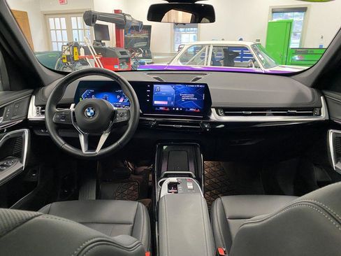 Used 2024 BMW X1 xDrive28i w/ Convenience Package image 4